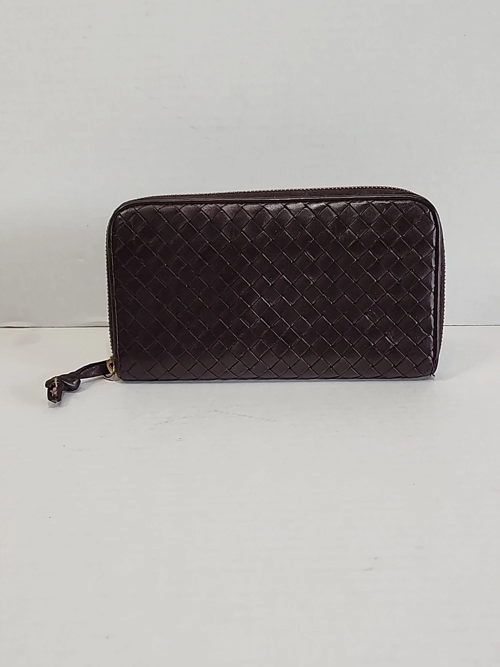 Bottega Veneta Round Long Wallet Intrecciato Dark Brown Leather Zippy Wallet!